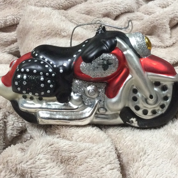Harley style motorcycle glitter painted Christmas ornament - Picture 3 of 8